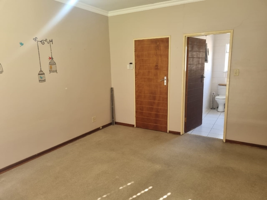 5 Bedroom Property for Sale in Universitas Free State